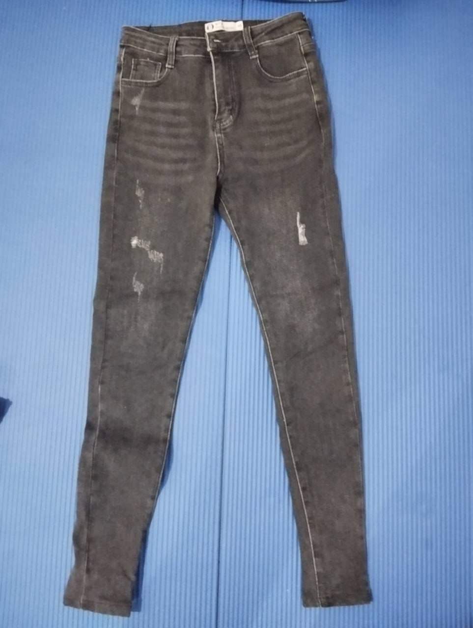 AA625757