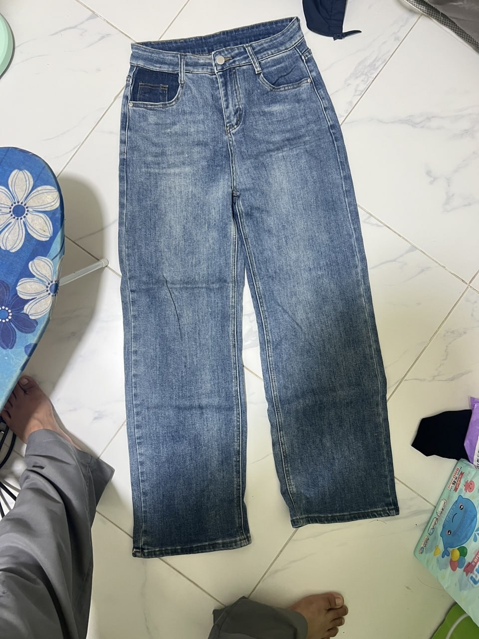 F3-0024