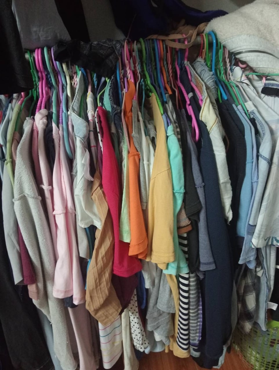 B1240305